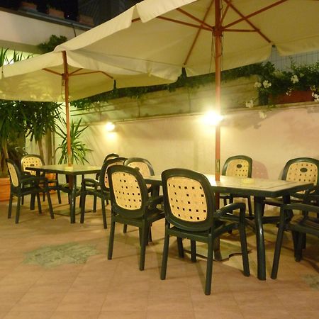 Hotel Prestige Lido di Camaiore Exterior photo